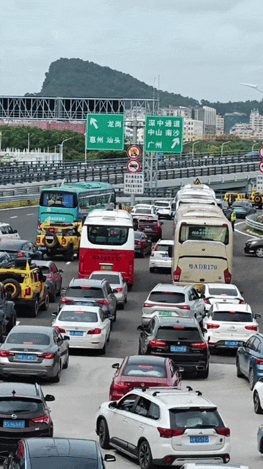 深外环高速拥堵实时路况